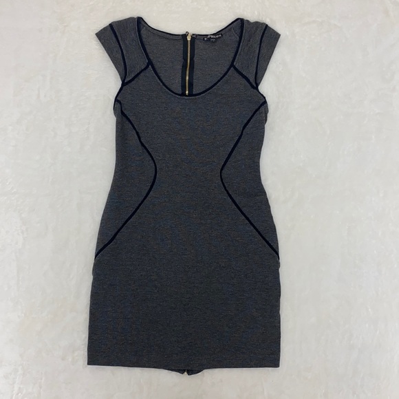 Express Gray with black detail bodycon dress.  Cap sleeve.  GUC, size 4 - Picture 1 of 11